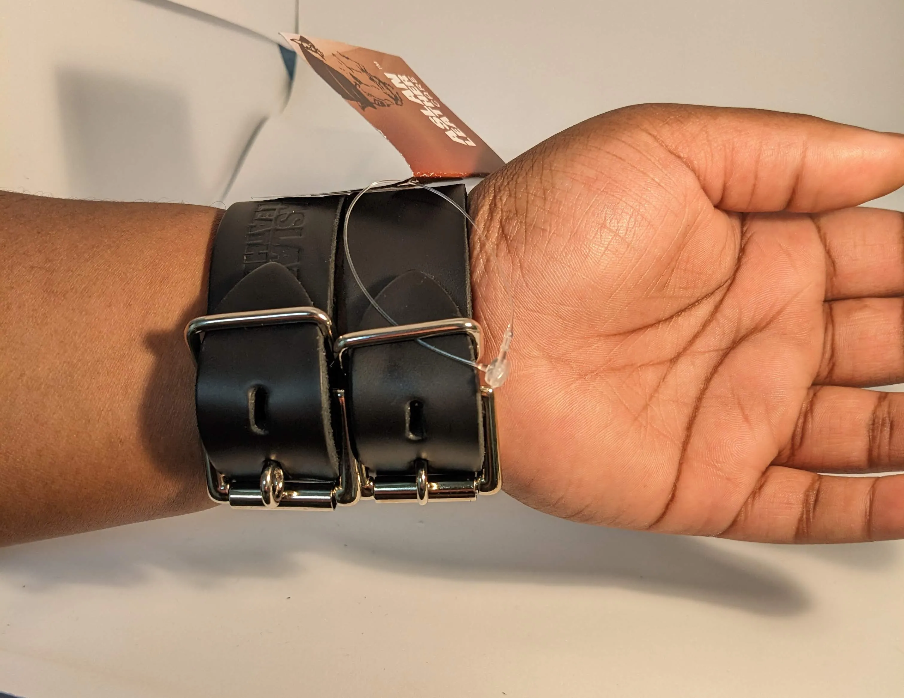 Aslan Handy Cuff