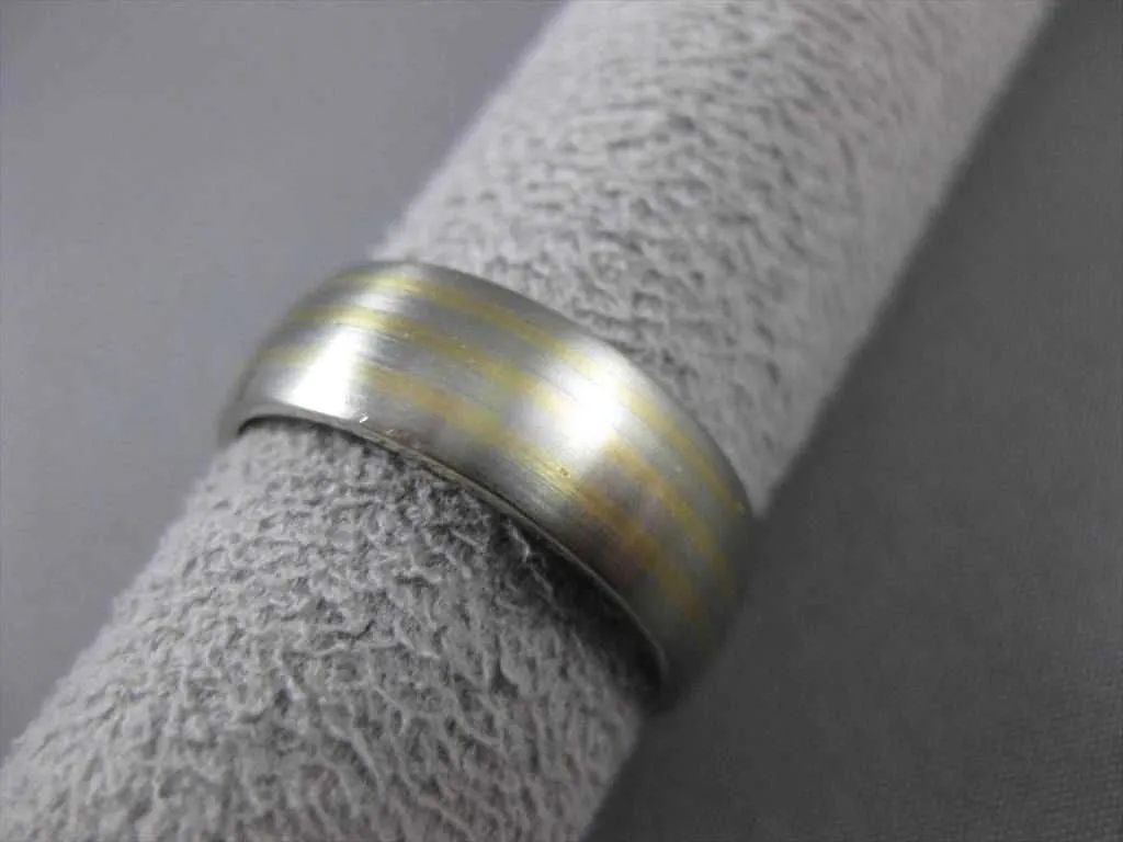 ESTATE WIDE 14K WHITE & YELLOW GOLD STRIATION MATTE WEDDING BAND RING 7mm 23191