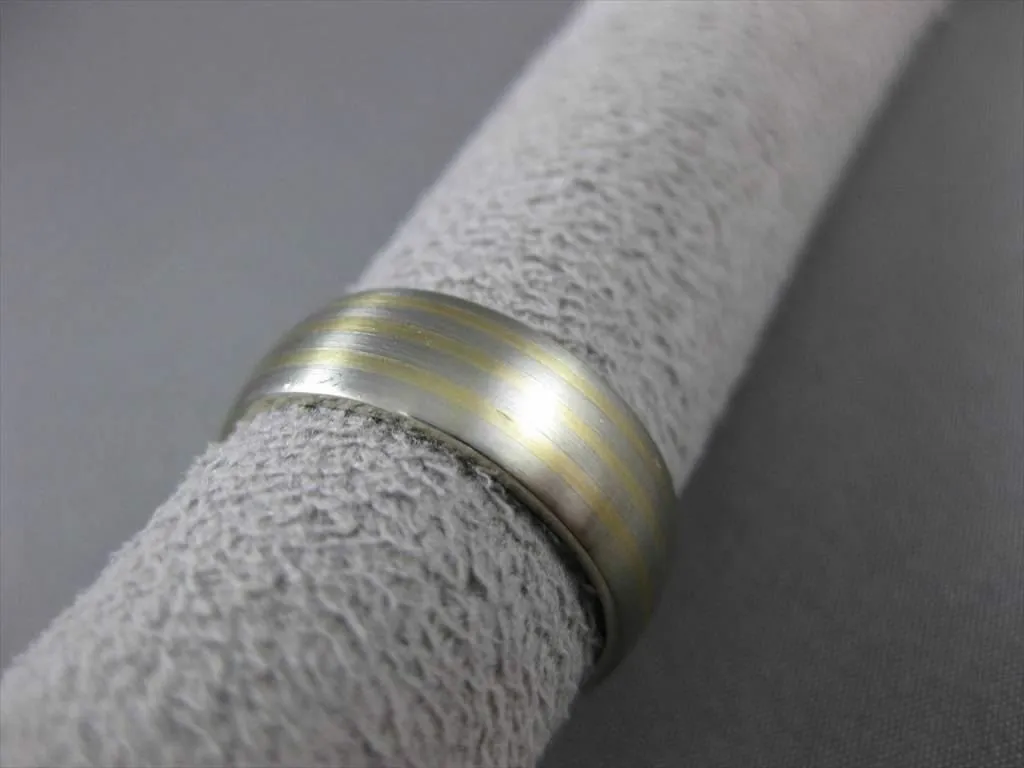 ESTATE WIDE 14K WHITE & YELLOW GOLD STRIATION MATTE WEDDING BAND RING 7mm 23191