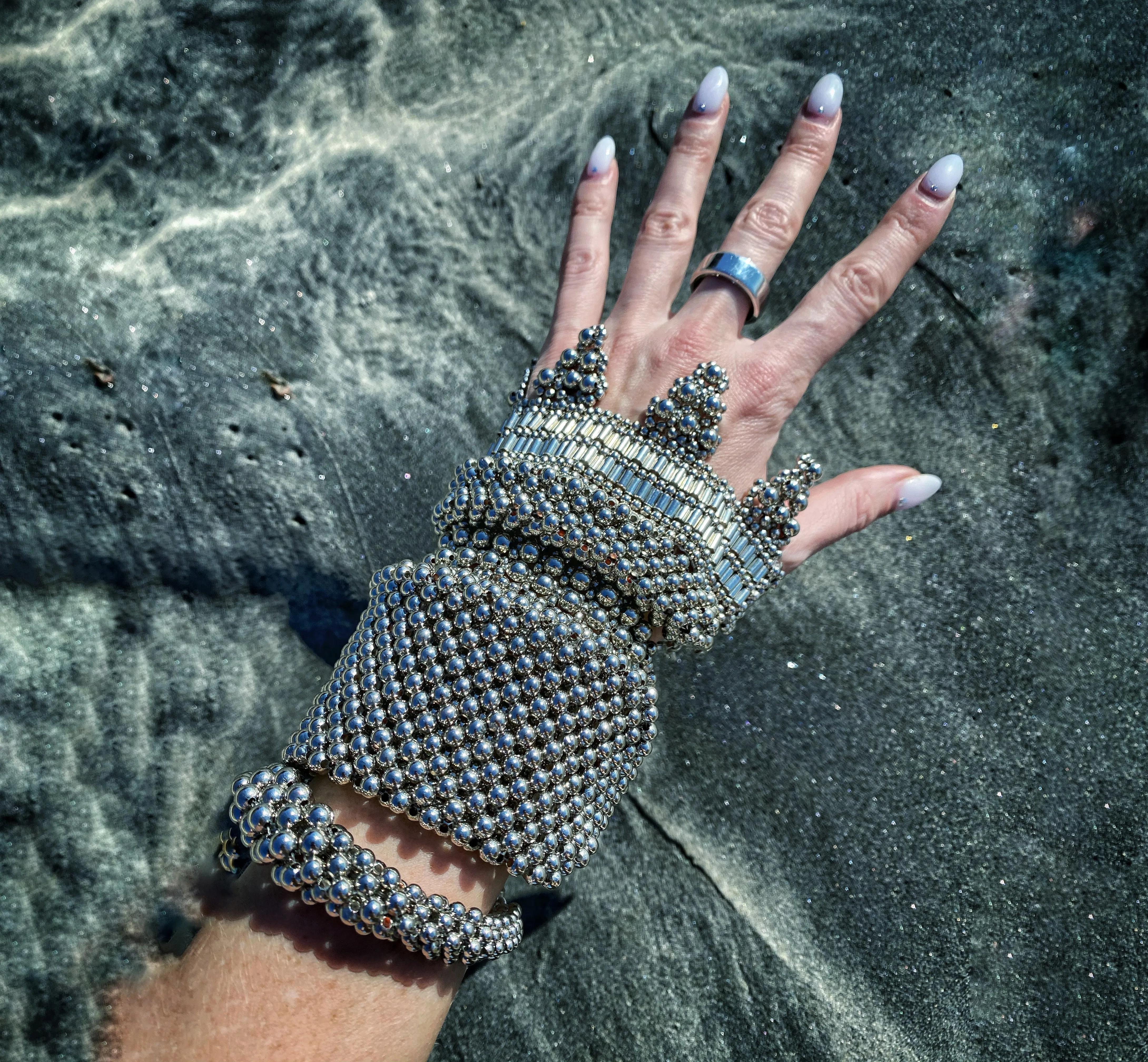 Silver Artemisia 4D Supple Cuff
